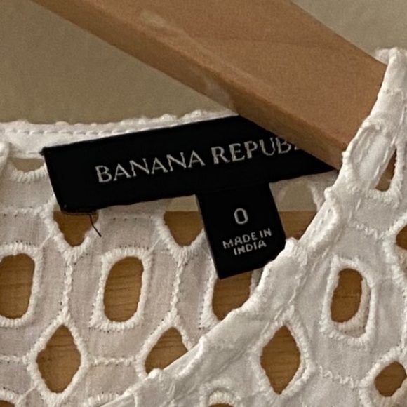 Banana Republic white laced dress - Picture 6 of 6